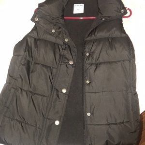 Old navy puffer vest